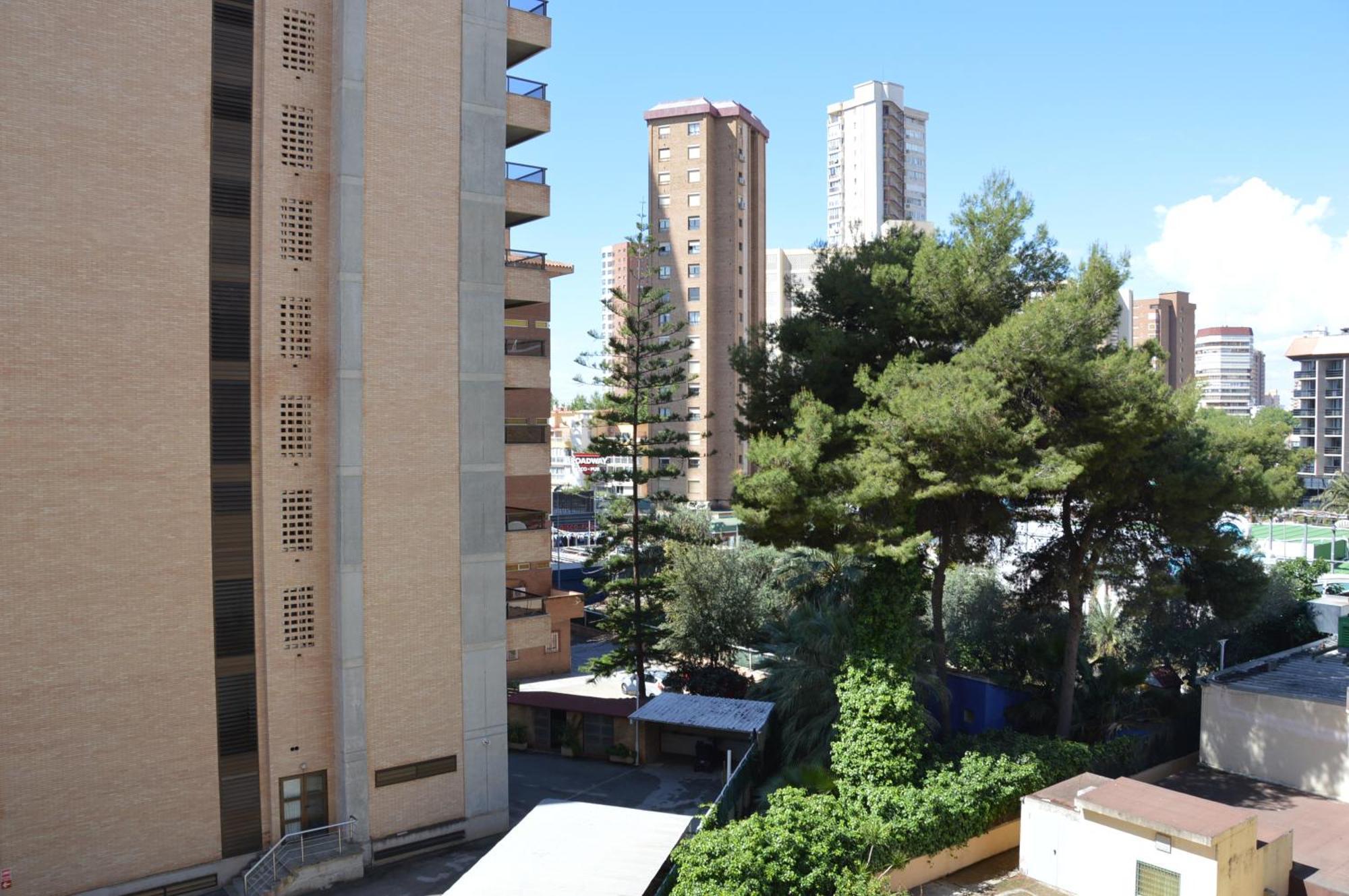 Karola 3C Apt With Pool Apartment Benidorm Exterior photo